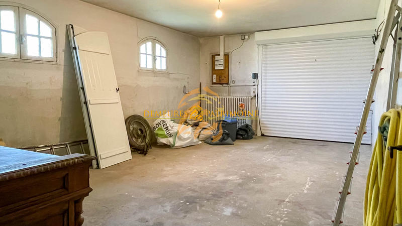 Maison - 243 m² - 8 pièces