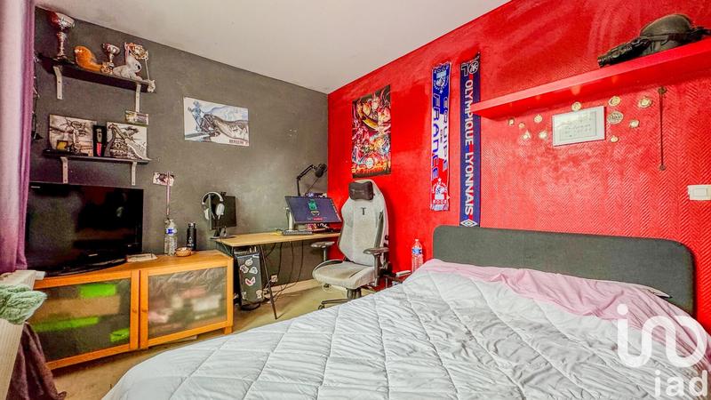 Maison - 95 m² - 5 pièces