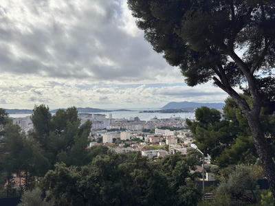 Maison - 250 m² - 5 pièces