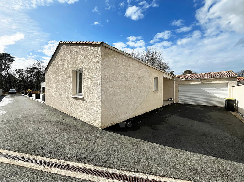 Propriété - 155 m² - 5 pièces