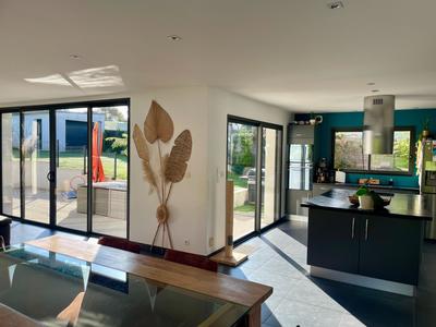 Maison - 174 m² - 7 pièces