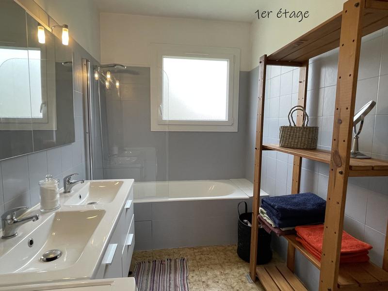 Immeuble - 140 m² - 7 pièces