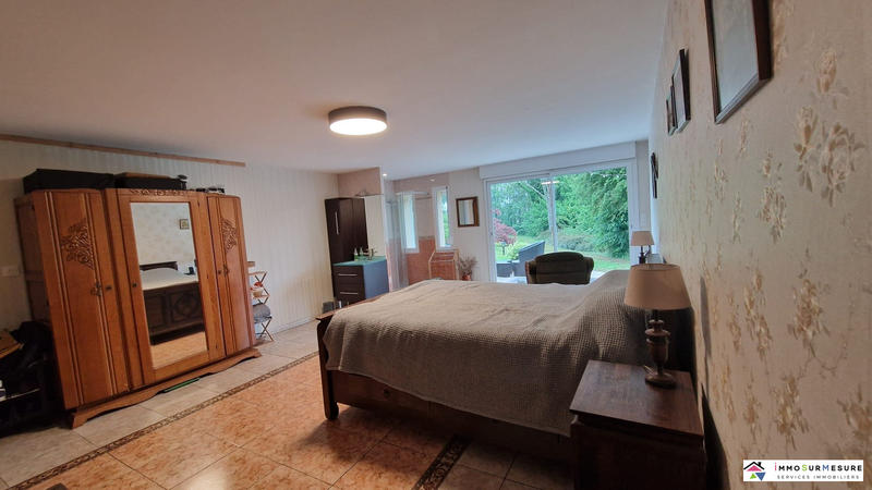 Maison - 150 m² - 10 pièces