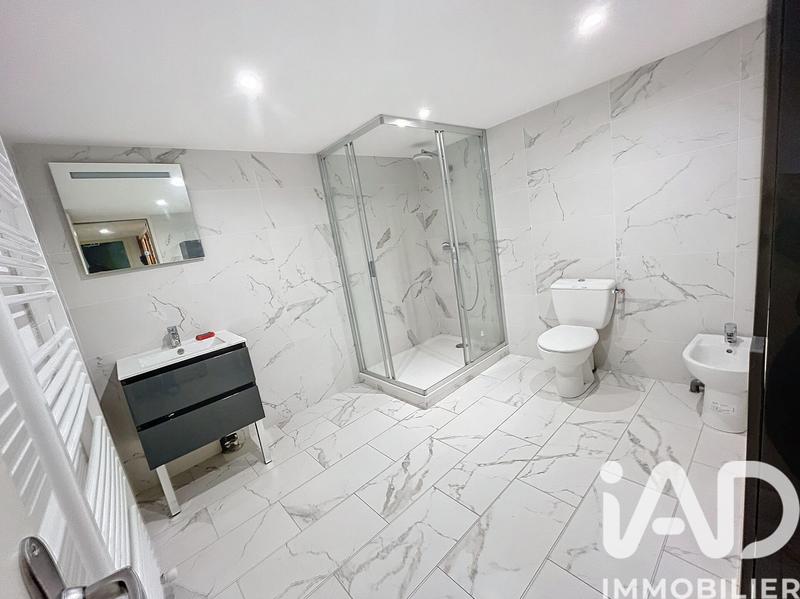 Maison - 170 m² - 5 pièces