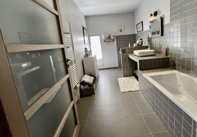 Maison - 209 m² - 5 pièces