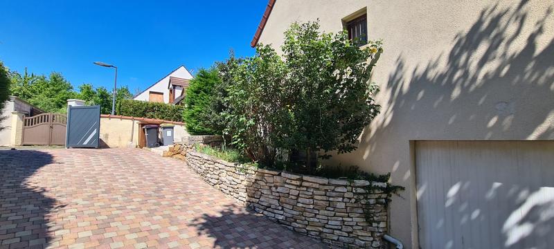 Maison - 103 m² - 6 pièces