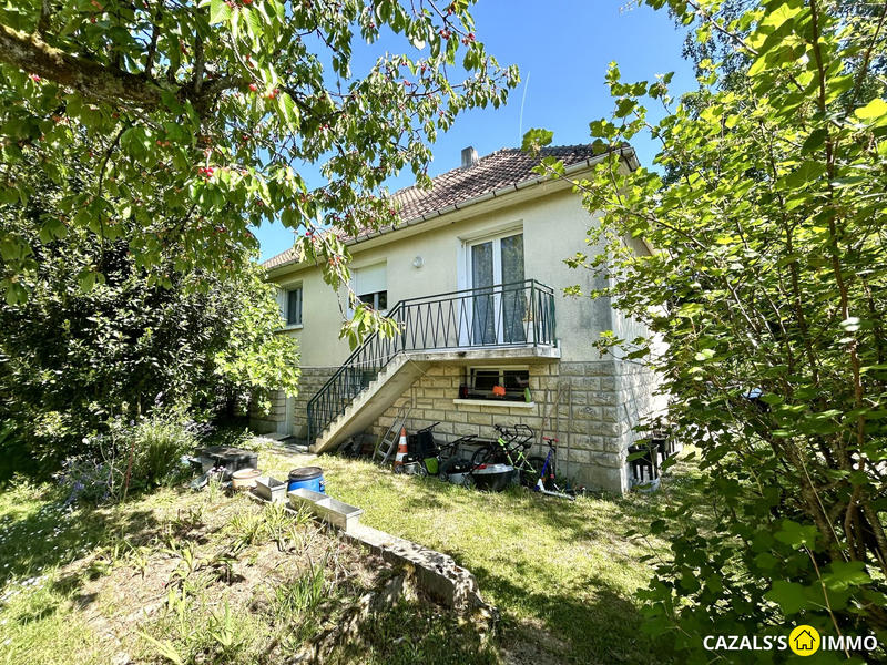 Maison traditionnelle - 87 m² - 4 pièces