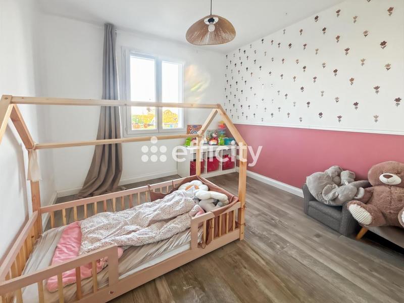 Pavillon - 93 m² - 4 pièces