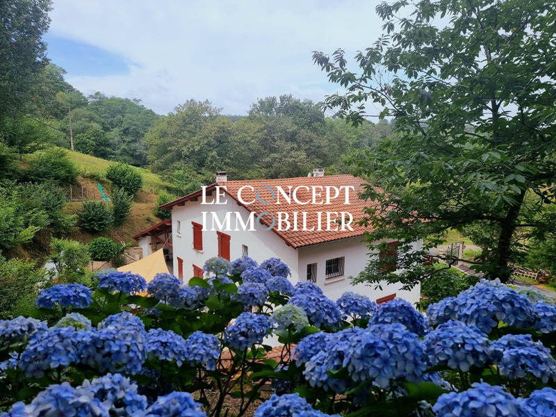 Maison - 190 m² - 6 pièces