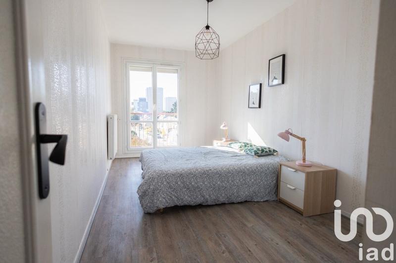 Appartement - 80 m² - 4 pièces