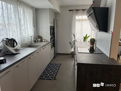 Maison - 103 m² - 4 pièces