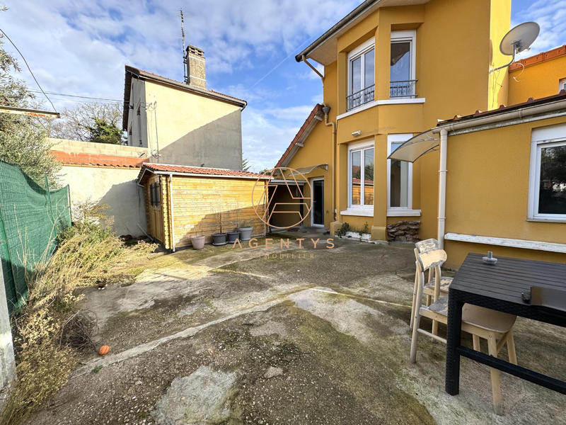 Maison - 80 m² - 4 pièces