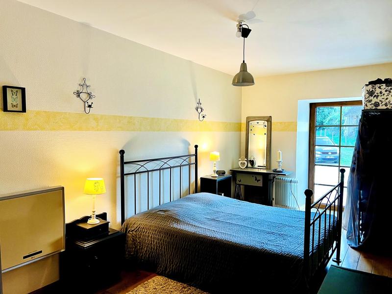 Maison - 185 m² - 7 pièces