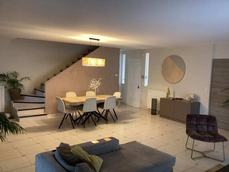 Maison - 138 m² - 6 pièces