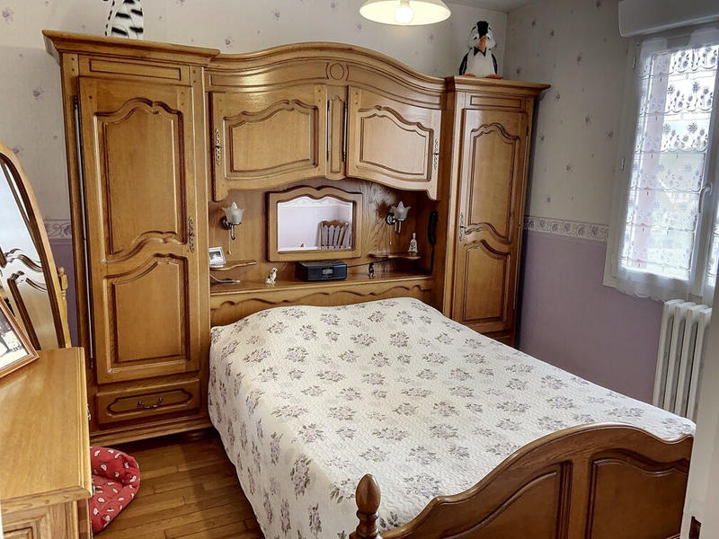 Maison - 106 m² - 8 pièces