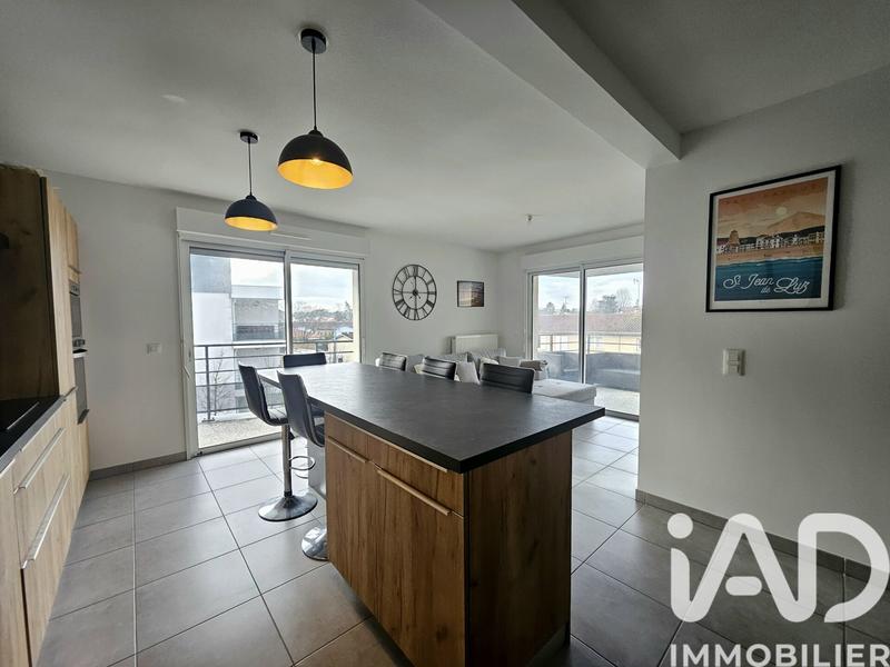 Appartement - 61 m² - 3 pièces