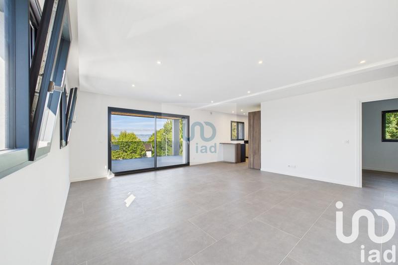 Appartement - 77 m² - 3 pièces