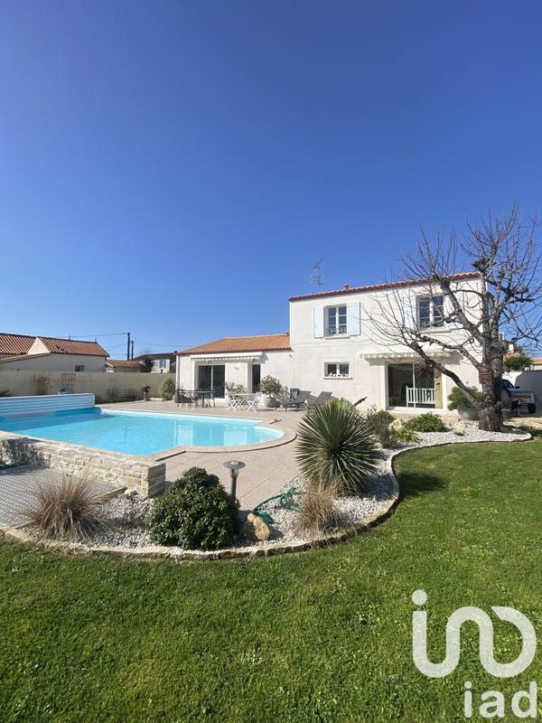 Maison - 161 m² - 5 pièces