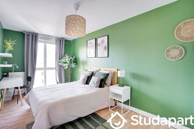 Chambre - 11 m² - 1 pièce