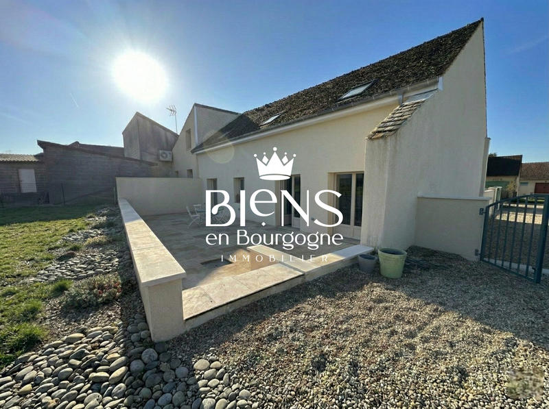 Maison ancienne - 163 m² - 6 pièces