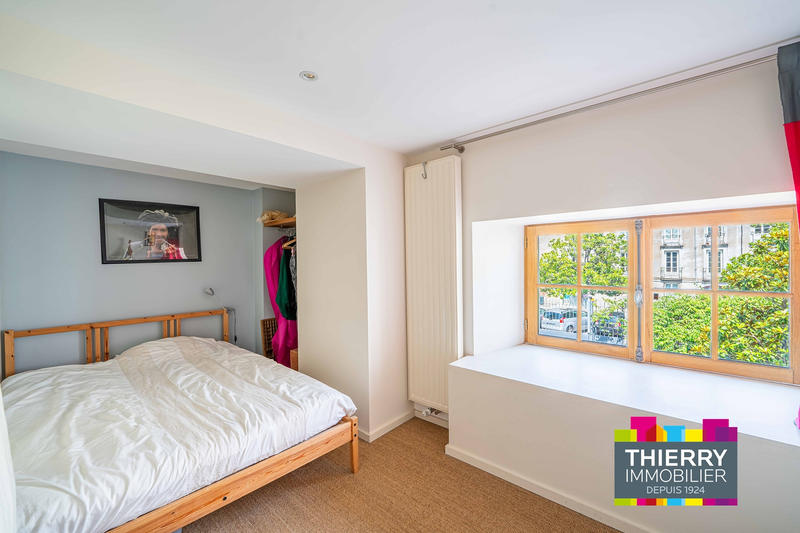 Appartement - 198 m² - 7 pièces