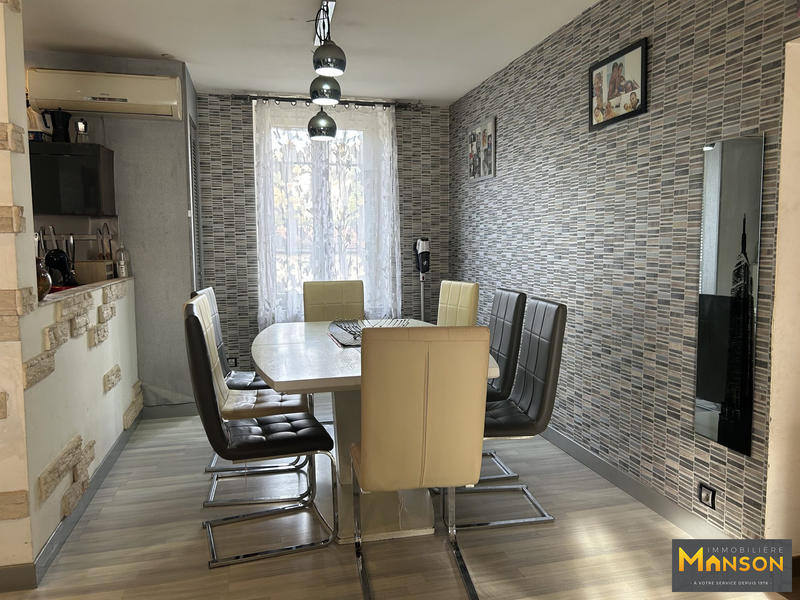 Appartement - 84 m² - 4 pièces