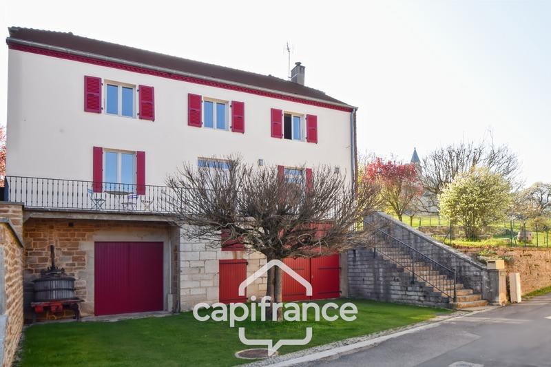 Maison de village - 227 m² - 6 pièces