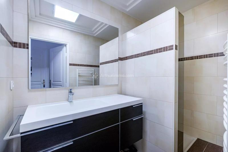 Appartement - 135 m² - 6 pièces