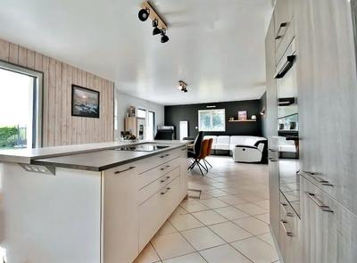 Maison contemporaine - 145 m² - 7 pièces