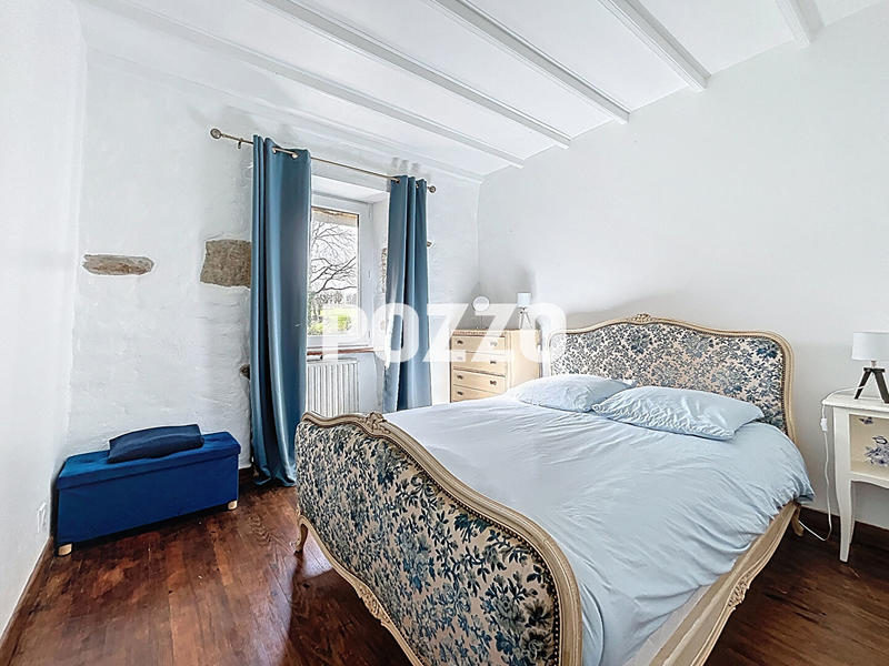 Maison - 345 m² - 12 pièces