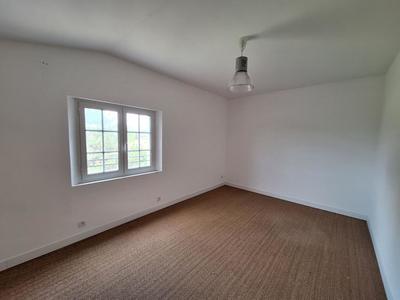 Villa - 304 m² - 15 pièces