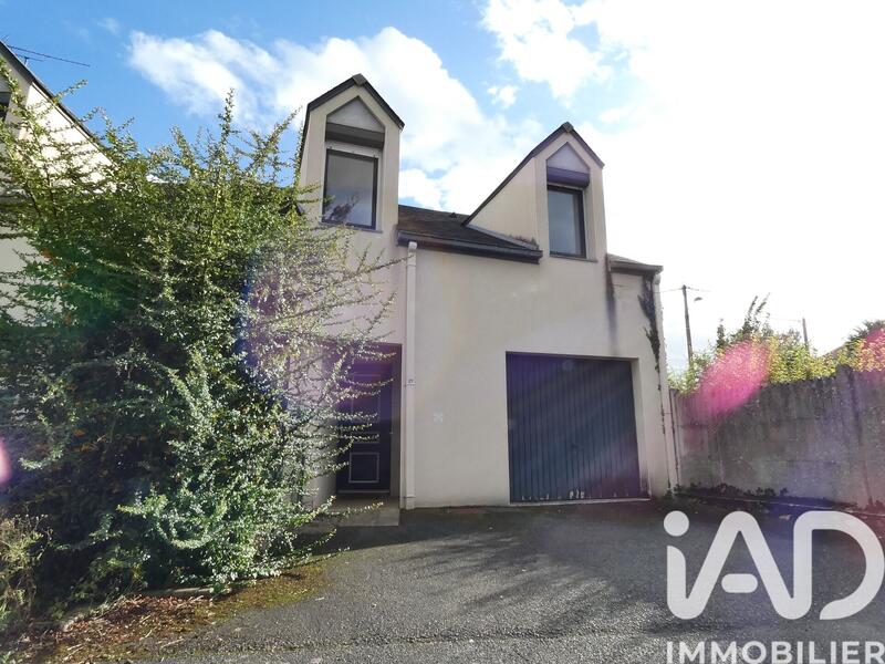 Maison - 96 m² - 5 pièces