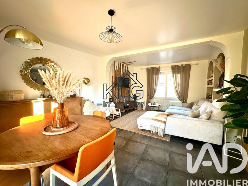 Maison - 122 m² - 5 pièces