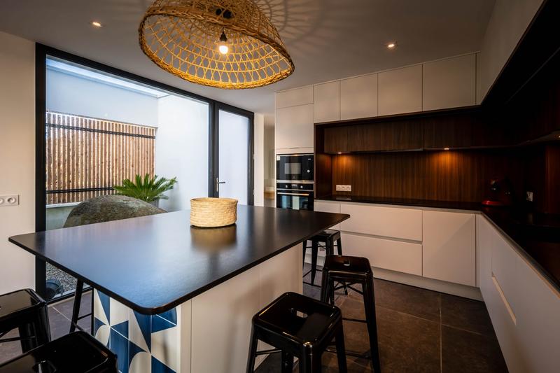 Villa - 236 m² - 8 pièces