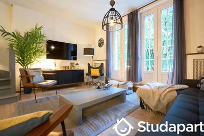 Chambre - 11 m² - 1 pièce