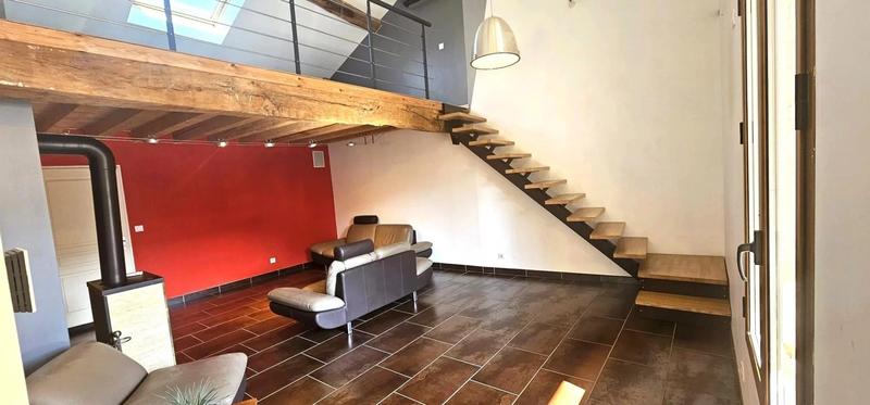 Maison - 224 m² - 7 pièces