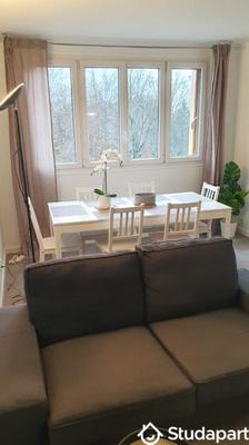 Chambre - 11 m² - 1 pièce