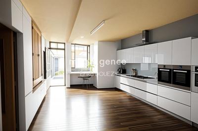 Maison - 178 m² - 7 pièces