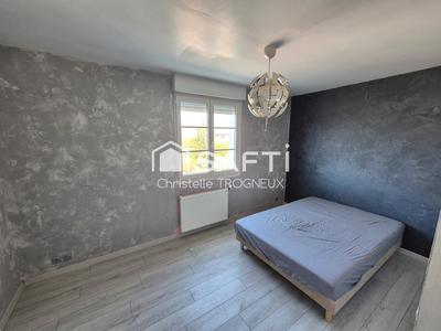 Maison - 101 m² - 5 pièces