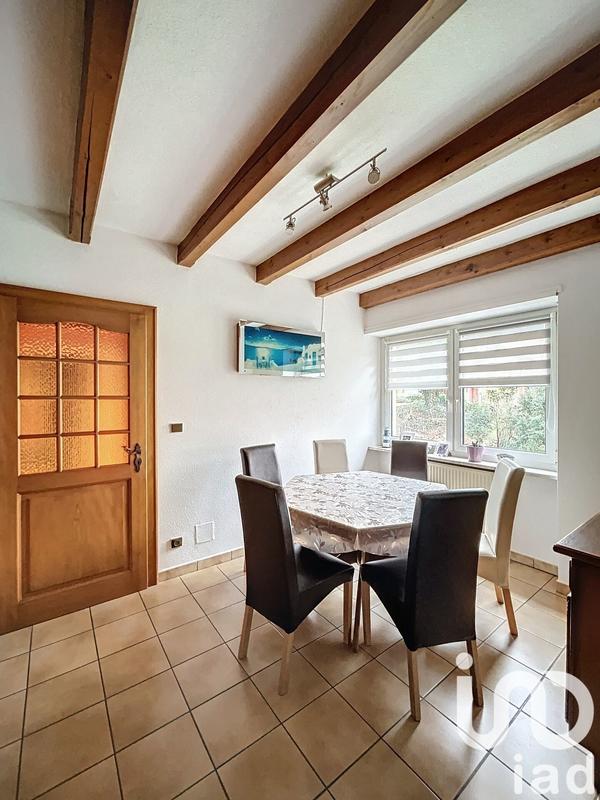 Maison - 220 m² - 9 pièces