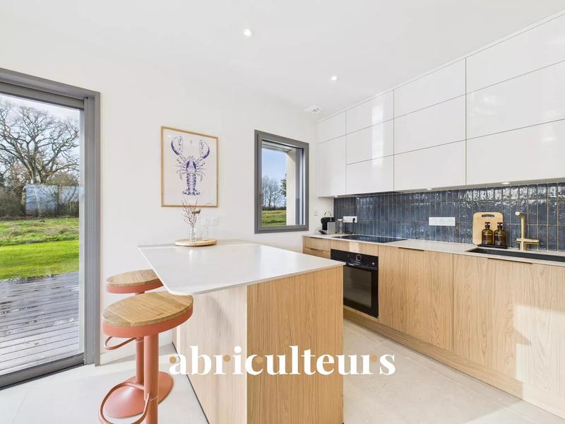 Maison - 126 m² - 6 pièces