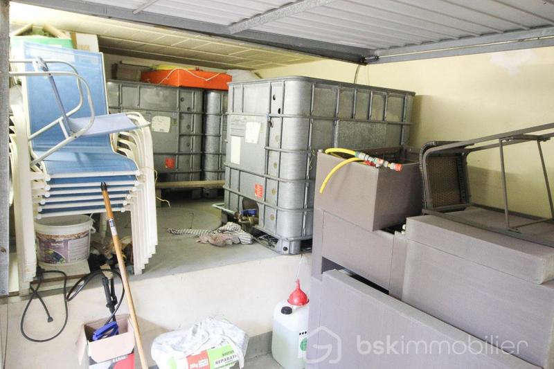 Demeure - 172 m² - 9 pièces