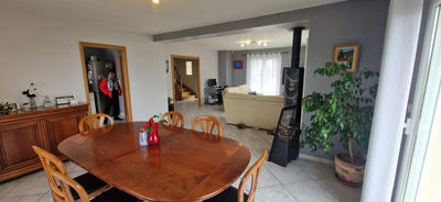 Maison - 142 m² - 6 pièces