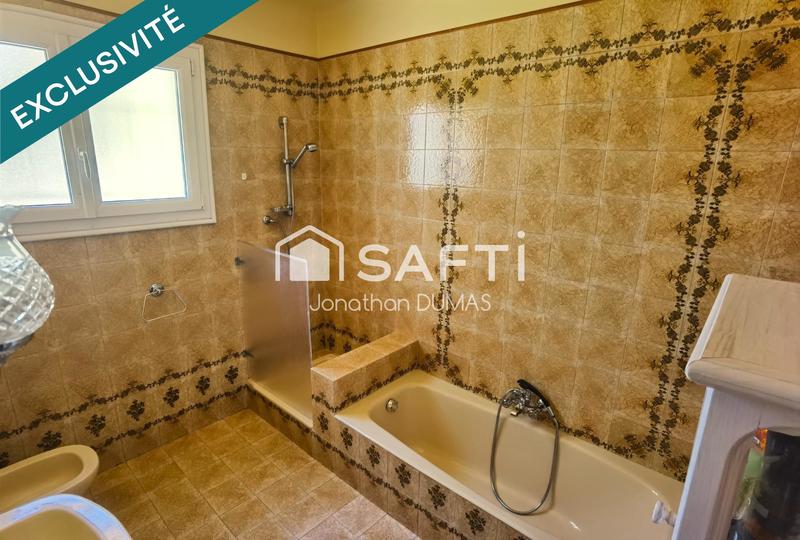 Maison - 274 m² - 8 pièces