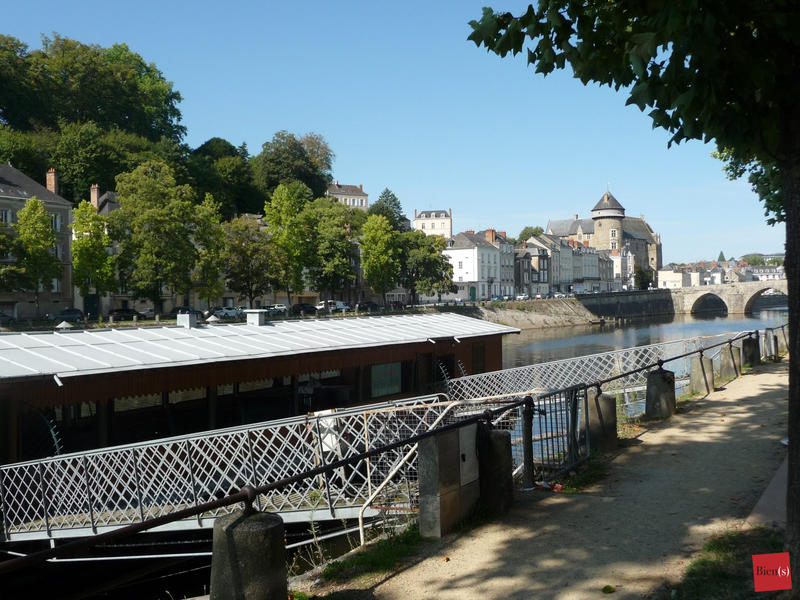 Appartement - 105 m² - 4 pièces