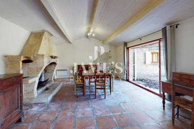 Maison - 250 m² - 8 pièces