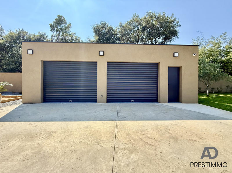 Villa - 250 m² - 6 pièces