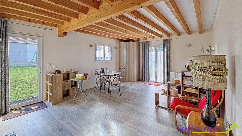 Villa - 90 m² - 4 pièces