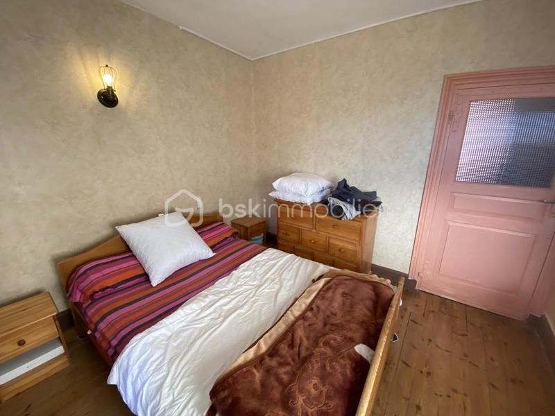 Maison - 144 m² - 9 pièces