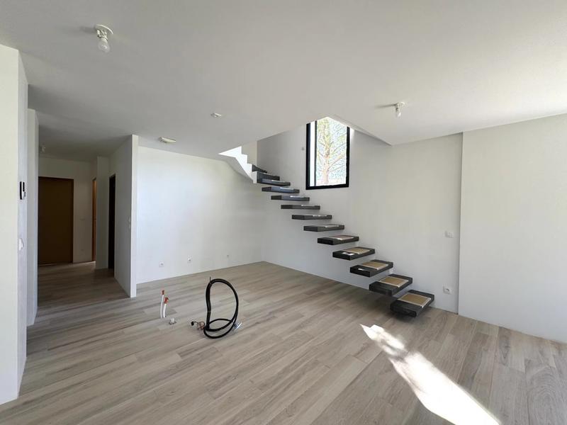 Villa - 144 m² - 6 pièces